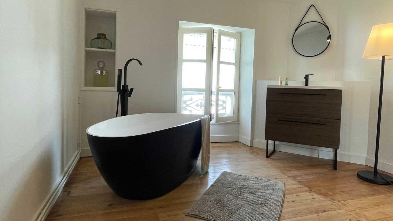 Mazette! Le Chateau Niort Bagian luar foto