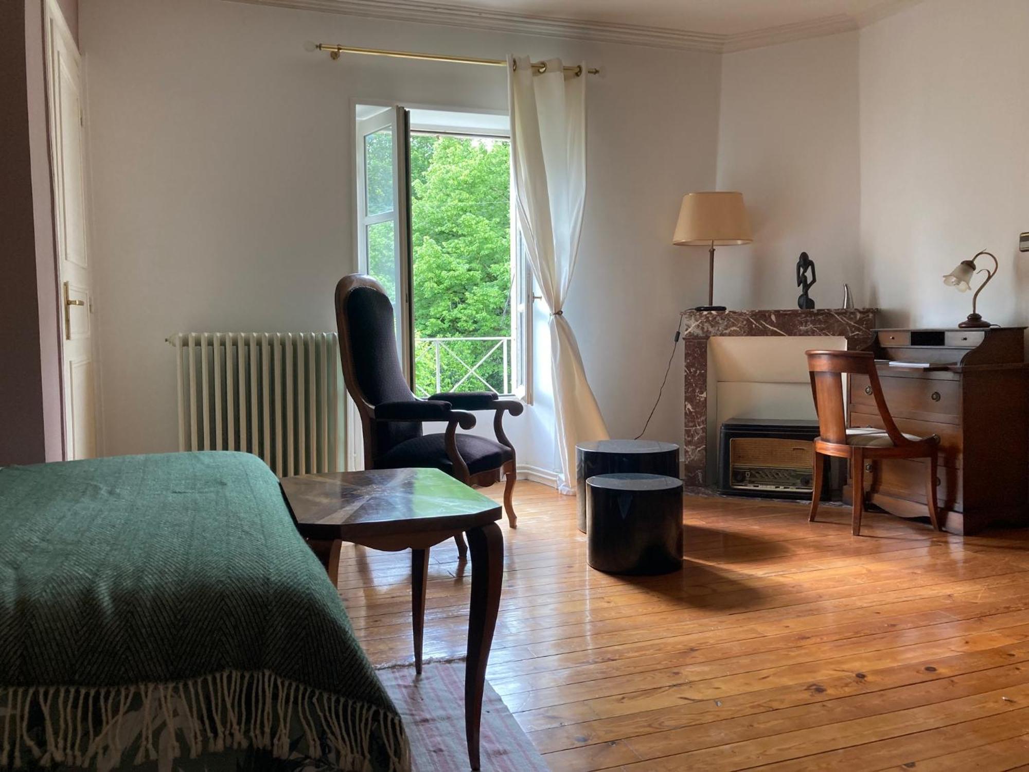 Mazette! Le Chateau Niort Bagian luar foto